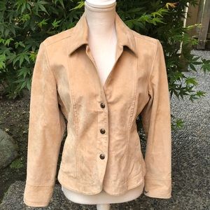 This is a women’s LAL cream leather jacket.